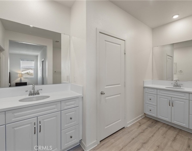 50105 Rocamora Street - Photo Thumbnail 26
