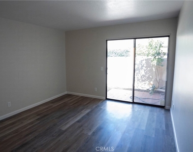 2055 Earl Glen - Photo Thumbnail 27