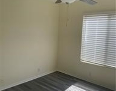 68310 Mccallum - Photo Thumbnail 20