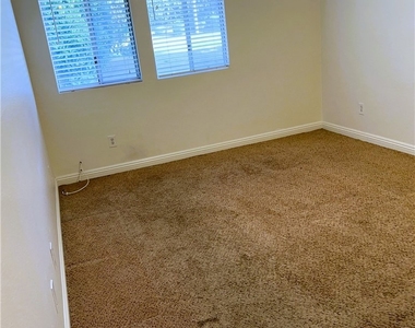 25234 Lawton - Photo Thumbnail 9