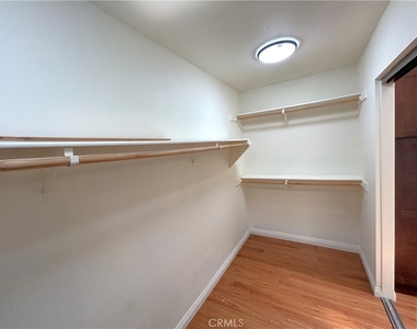 904 Sky Meadow - Photo Thumbnail 21