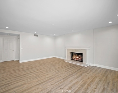 1323 Branta Drive - Photo Thumbnail 8