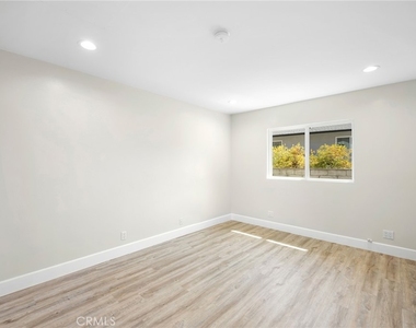 1323 Branta Drive - Photo Thumbnail 27