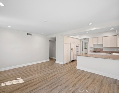 1323 Branta Drive - Photo Thumbnail 14