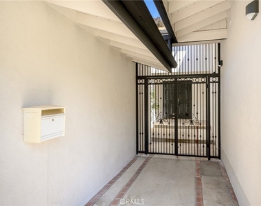 1323 Branta Drive - Photo Thumbnail 3