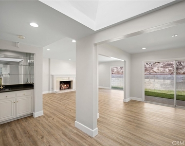 1323 Branta Drive - Photo Thumbnail 6
