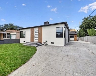 2325 N Naomi Street - Photo Thumbnail 2