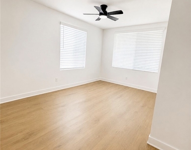 7534 Fern Ave - Photo Thumbnail 5