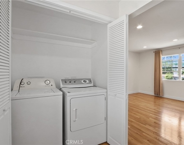 8111 Allengrove Street - Photo Thumbnail 13