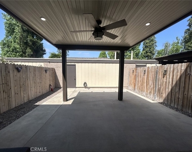 714 Briarwood Lane - Photo Thumbnail 14