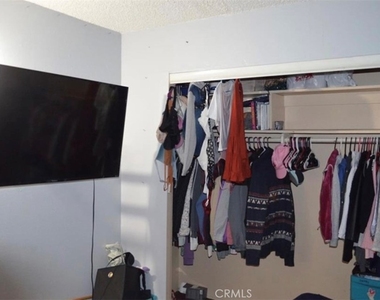 640 E 6th Street - Photo Thumbnail 9