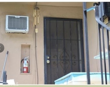 640 E 6th Street - Photo Thumbnail 4