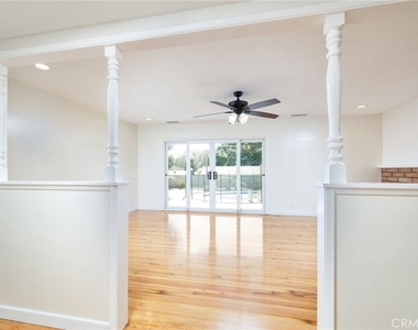 205 N Hacienda Avenue - Photo Thumbnail 6