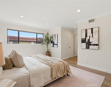 1433 S Beverly Drive - Photo Thumbnail 30