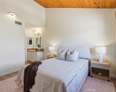 1433 S Beverly Drive - Photo Thumbnail 21