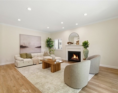 1433 S Beverly Drive - Photo Thumbnail 4