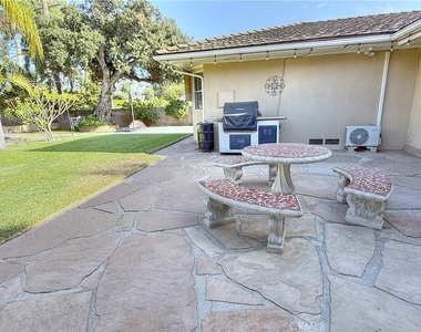 1212 N Santa Anita - Photo Thumbnail 22