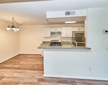 26200 Redlands - Photo Thumbnail 7