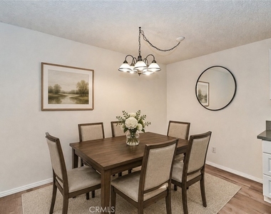 26200 Redlands - Photo Thumbnail 8