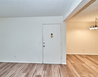 26200 Redlands - Photo Thumbnail 1