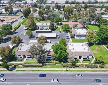 26200 Redlands - Photo Thumbnail 37