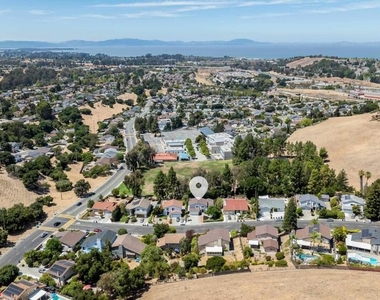 121 Violet Rd - Photo Thumbnail 62