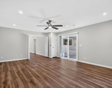 121 Violet Rd - Photo Thumbnail 11