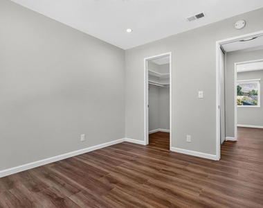 121 Violet Rd - Photo Thumbnail 45
