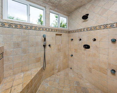 9808 Hillgreen Place - Photo Thumbnail 18