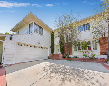 9808 Hillgreen Place - Photo Thumbnail 1