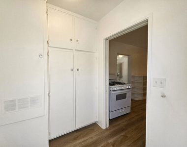 1341 N Keystone Street - Photo Thumbnail 19