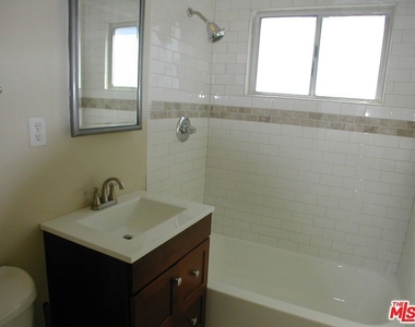 833 N Kingsley Drive - Photo Thumbnail 10