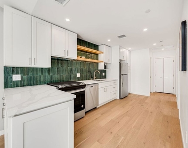 7935 Zelzah Avenue - Photo Thumbnail 6