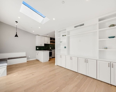 7935 Zelzah Avenue - Photo Thumbnail 4
