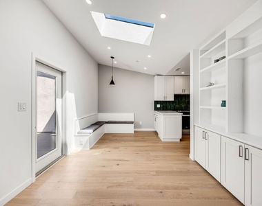 7935 Zelzah Avenue - Photo Thumbnail 3
