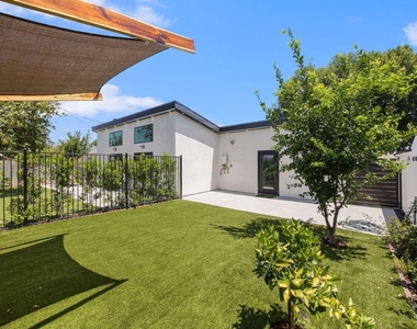 7935 Zelzah Avenue - Photo Thumbnail 19