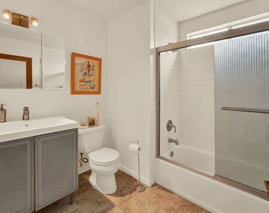 2714 Auburn Street - Photo Thumbnail 30