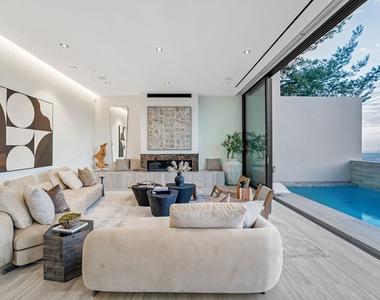 8777 W Hollywood Boulevard - Photo Thumbnail 13