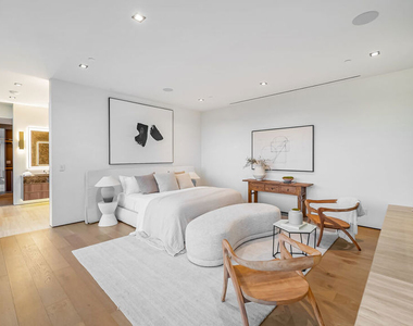 8777 W Hollywood Boulevard - Photo Thumbnail 40