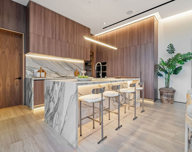 8777 W Hollywood Boulevard - Photo Thumbnail 29