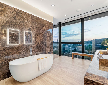 8777 W Hollywood Boulevard - Photo Thumbnail 45