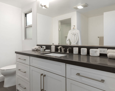8917 E Cynthia Street - Photo Thumbnail 11