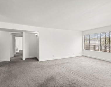 10982 Roebling Avenue - Photo Thumbnail 12