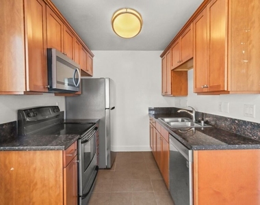 10982 Roebling Avenue - Photo Thumbnail 6