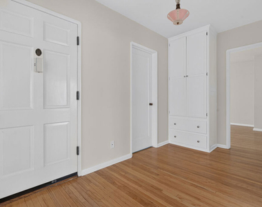 1089 S Ogden Drive - Photo Thumbnail 15