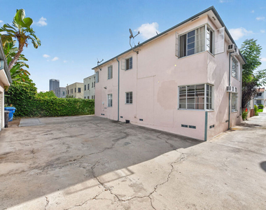1089 S Ogden Drive - Photo Thumbnail 40