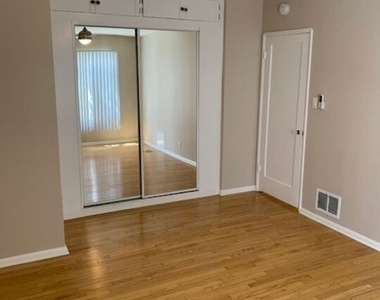1089 S Ogden Drive - Photo Thumbnail 10