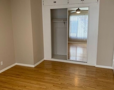 1089 S Ogden Drive - Photo Thumbnail 9