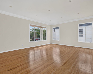 1089 S Ogden Drive - Photo Thumbnail 17