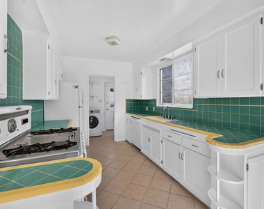 1089 S Ogden Drive - Photo Thumbnail 25
